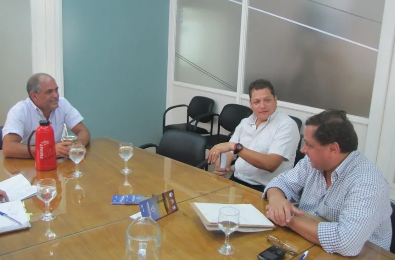Simoniello recibió a autoridades de la Maratón Santa Fe-Coronda