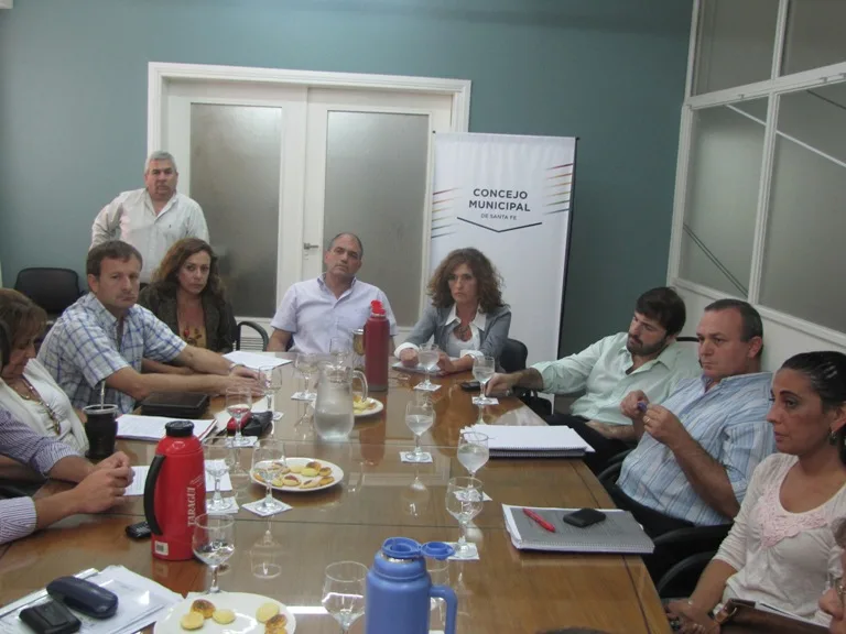 Funcionarios municipales concurrieron al Concejo Municipal
