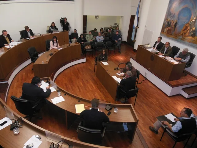 Autorizan prescindir de llamados licitatorios en el marco de la Emergencia Hídrica