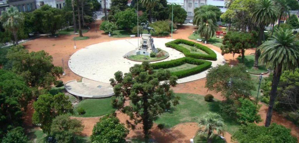Se derogó la Ordenanza referida a la realización de cocheras subterráneas en plaza San Martín