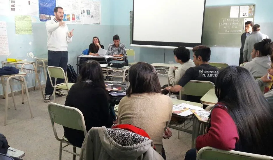 El Concejo visitó la Escuela República Argentina