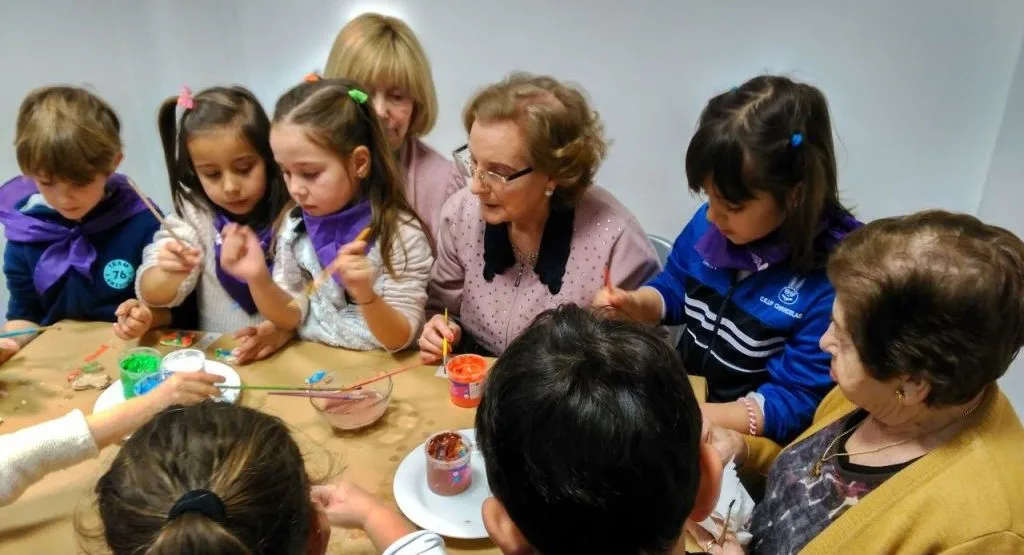 Impulsan instancias de Educación Intergeneracional en los Jardines Municipales de la ciudad