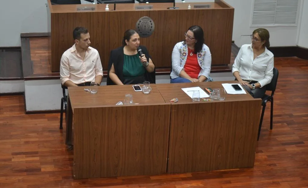 Diálogos sobre inclusión financiera en el Concejo Municipal
