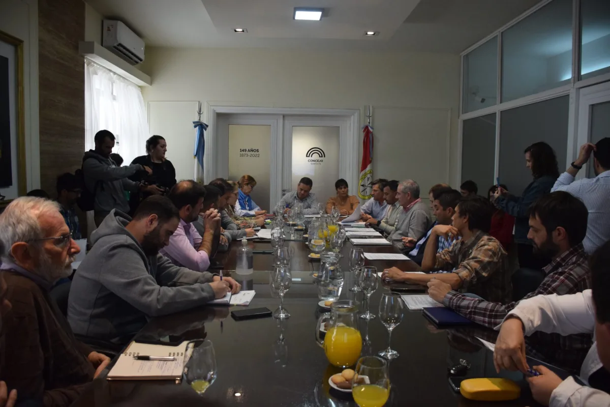 Nocturnidad: Concejales recibieron a gastronómicos