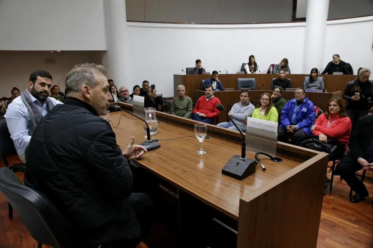 En el Concejo se abrió el debate sobre éxito deportivo y salud mental