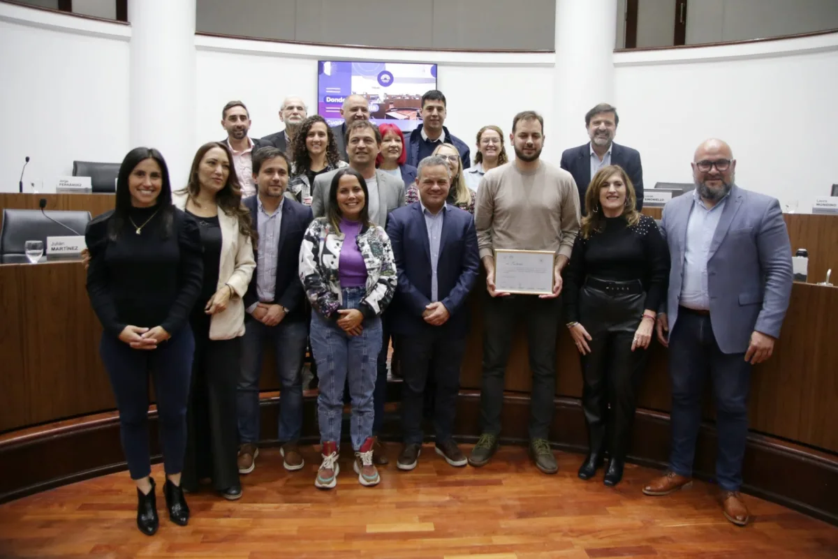 El Concejo reconoció a Luciano De Cecco