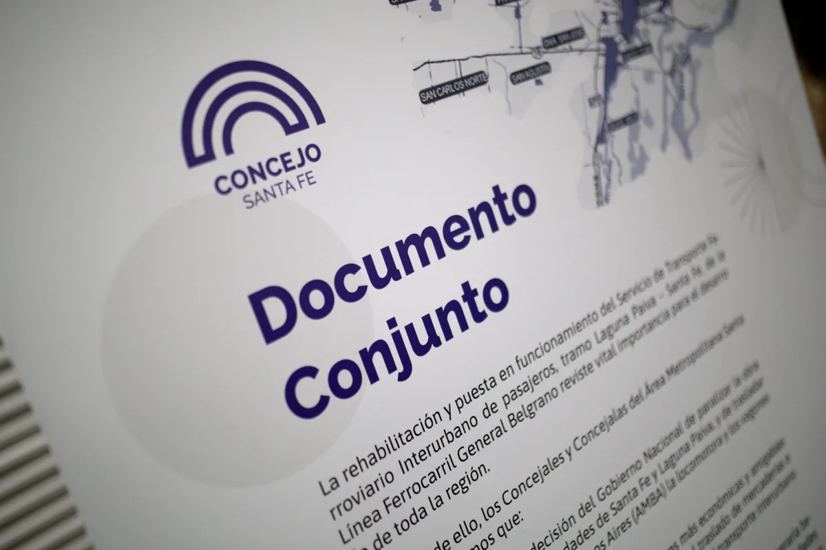 Concejales del Área Metropolitana firmaron un documento conjunto por el tren Santa Fe - Laguna Paiva