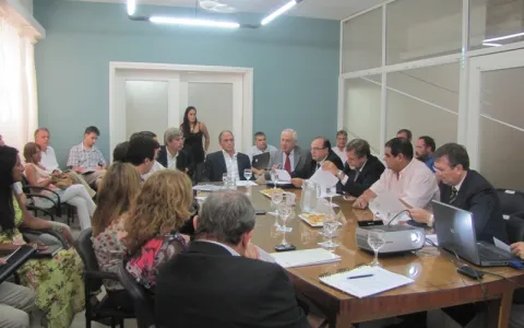 El Directorio de la EPE visitó el Concejo Municipal