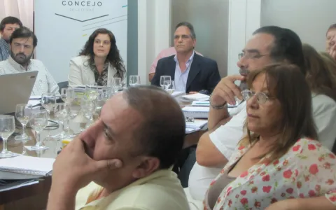 Los Concejales evaluaron el Proyecto de Presupuesto 2012 con la Secretaria de Hacienda
