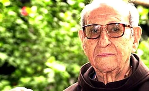 Homenaje a la memoria del Padre Rincón
