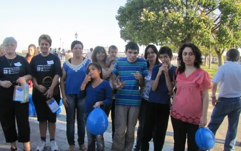 Exitosa actividad de concientización sobre autismo