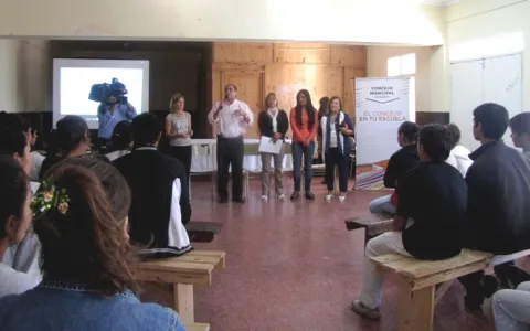 Alumnos del barrio Yapeyú participaron del Programa “El Concejo en Tu Escuela”
