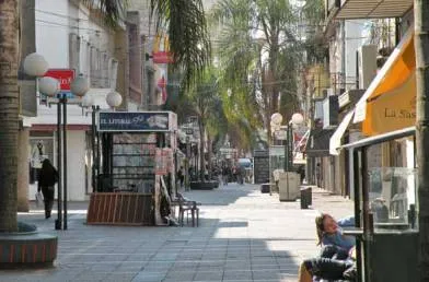 Piden que evalúen la instalación de botones de pánico en los comercios