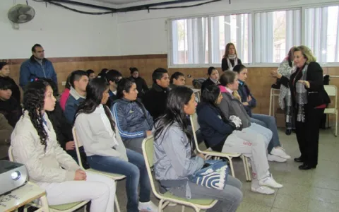“El Concejo en Tu Escuela” se presentó nuevamente en el norte de la ciudad