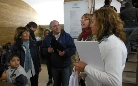 Una “Escarapeleada” llegó hasta el Concejo Municipal