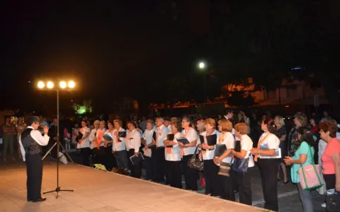 Noche de los Museos: Música y color en el estreno del Concejo