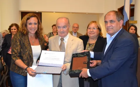 Jorge Taverna Irigoyen fue distinguido como “Santafesino Destacado”