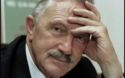Una plaza de barrio Coronel Dorrego llevará el nombre “Guillermo Estévez Boero”