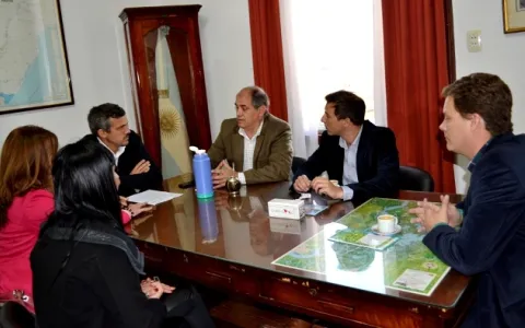Satisfactorio encuentro de los Concejales con el Presidente del Ente Portuario