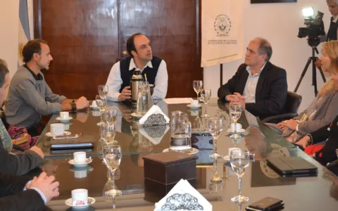 El presidente del Concejo y el Intendente reconocieron a Pablo Bernasconi