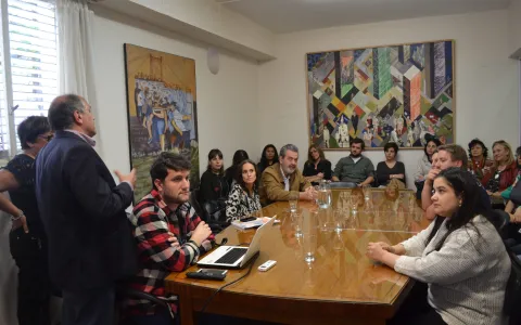 Profesionales debatieron sobre Embarazo y Sexualidad adolescente
