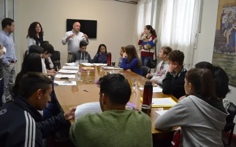 Comienzan las instancias finales del proceso del Concejo Joven