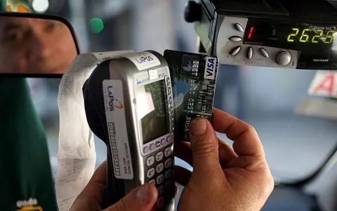 Requieren estudios de factibilidad técnica para la utilización de la tarjeta SUBE y el servicio de posnet como opciones de pago en taxis y remises