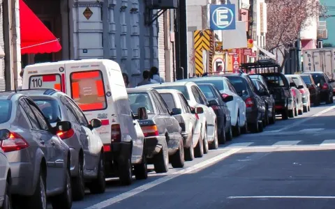 Para las Fiestas el Concejo autorizó una serie de cambios en el estacionamiento