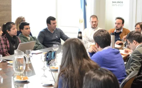 Concejales recibieron el informe del Relevamiento Nacional de Barrios Populares