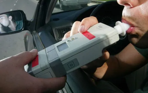 El Concejo sancionó la Ordenanza de “Alcoholemia 0” al volante