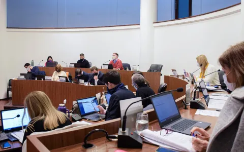 El Concejo aprobó la prórroga para la regularización de deudas tributarias municipales