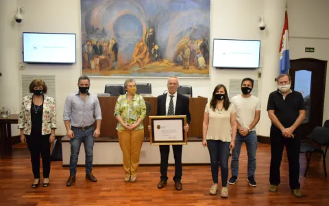 El Concejo distinguió a Luis María Calvo como Ciudadano Ilustre