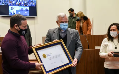 El Padre Axel fue declarado Santafesino Ilustre