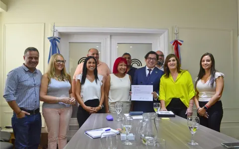 El Concejo declaró Santafesino Ilustre a Juan Dávila y Verdin