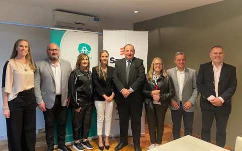 Una comitiva local viajó a Buenos Aires a promocionar la Semana Comex