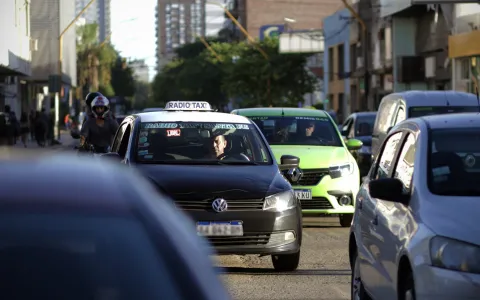 El Concejo autorizó el uso de las aplicaciones de viaje en la ciudad