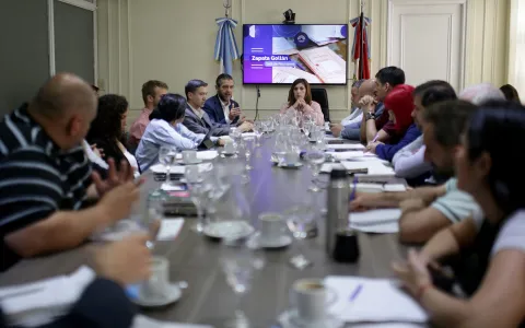 Apps de viajes: concejales recibieron a funcionarios del Ejecutivo Municipal