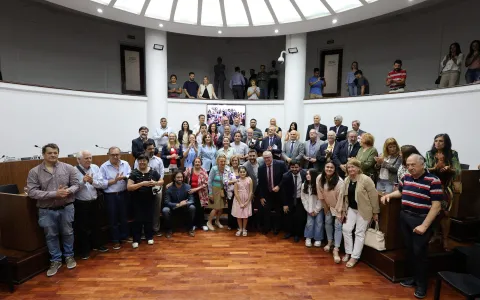 El Concejo entregó la distinción "Valores Democráticos Raúl Ricardo Alfonsín”