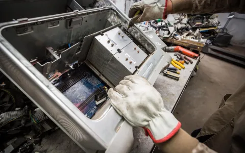 El Concejo tendrá un punto de recolección de residuos eléctricos y electrónicos