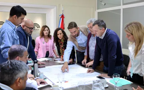Gasoducto Metropolitano: coordinan acciones entre Provincia, Municipio y Concejo