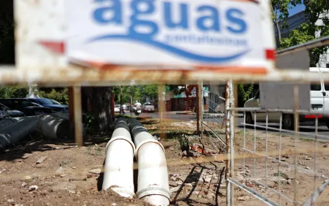 Modifican una ordenanza para que el servicio de cloacas llegue a más barrios