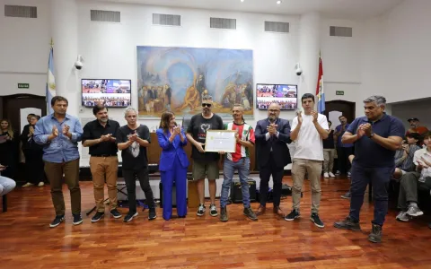 El Concejo Municipal homenajeó al músico Leonardo Moscovich